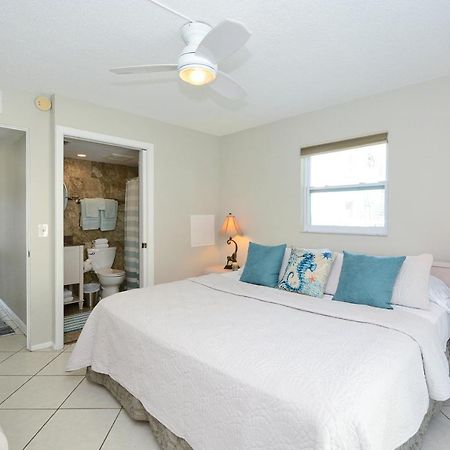Canal 313 - Right In Siesta Key Village! エクステリア 写真