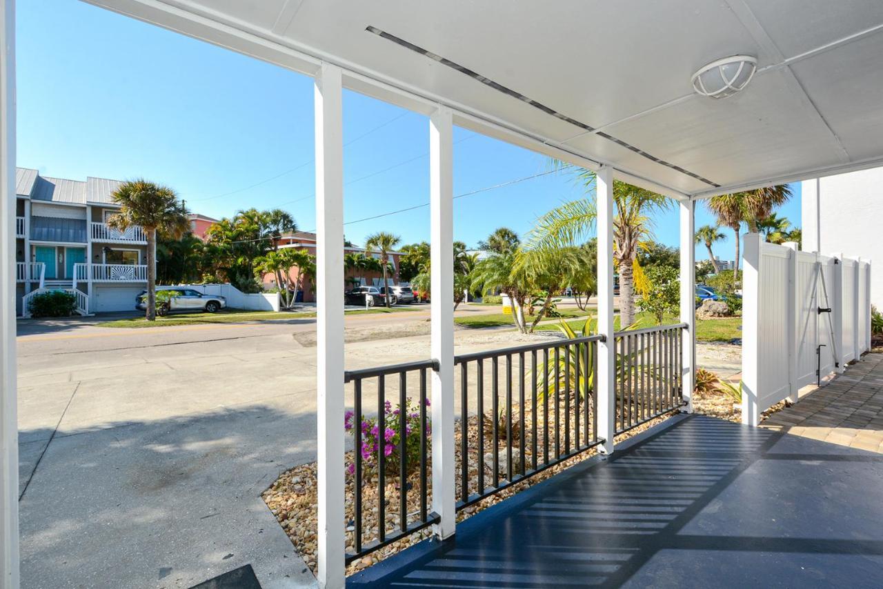 Canal 313 - Right In Siesta Key Village! エクステリア 写真