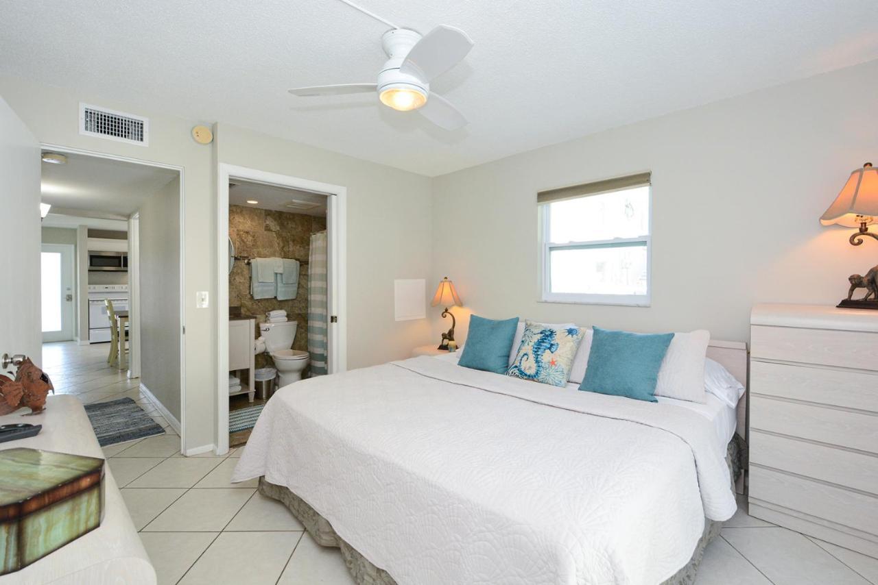 Canal 313 - Right In Siesta Key Village! エクステリア 写真