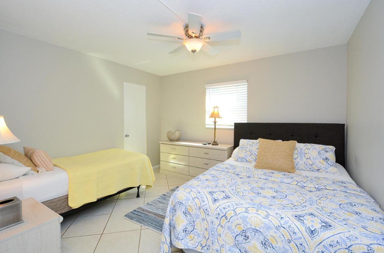 Canal 313 - Right In Siesta Key Village! エクステリア 写真